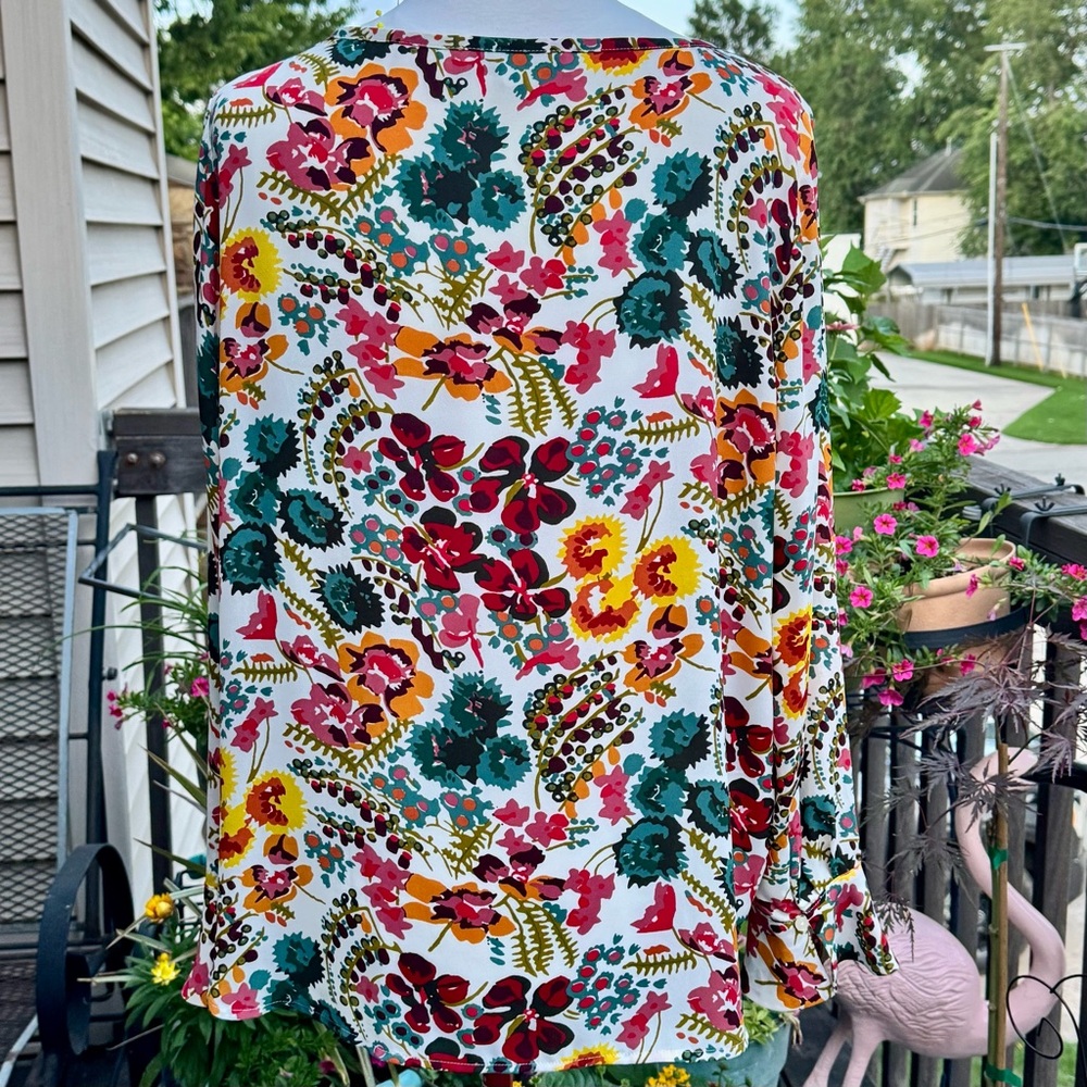 LOFT Vibrant Floral Print Blouse - Picture 6 of 10